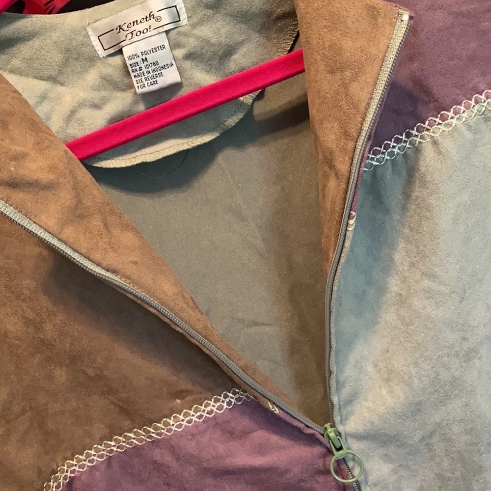 Polyester zip up shirt with shoulder pads